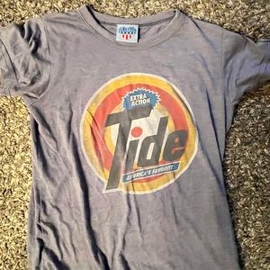 Retro tide laundry shirt